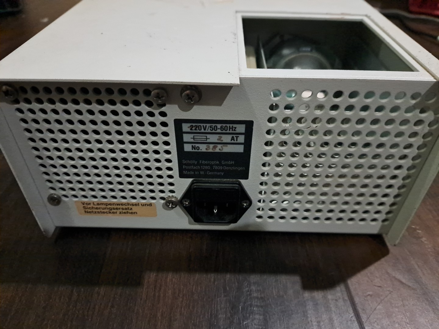 Schölly – Flexilux 150 H Universal – Halogen Cold Light Source