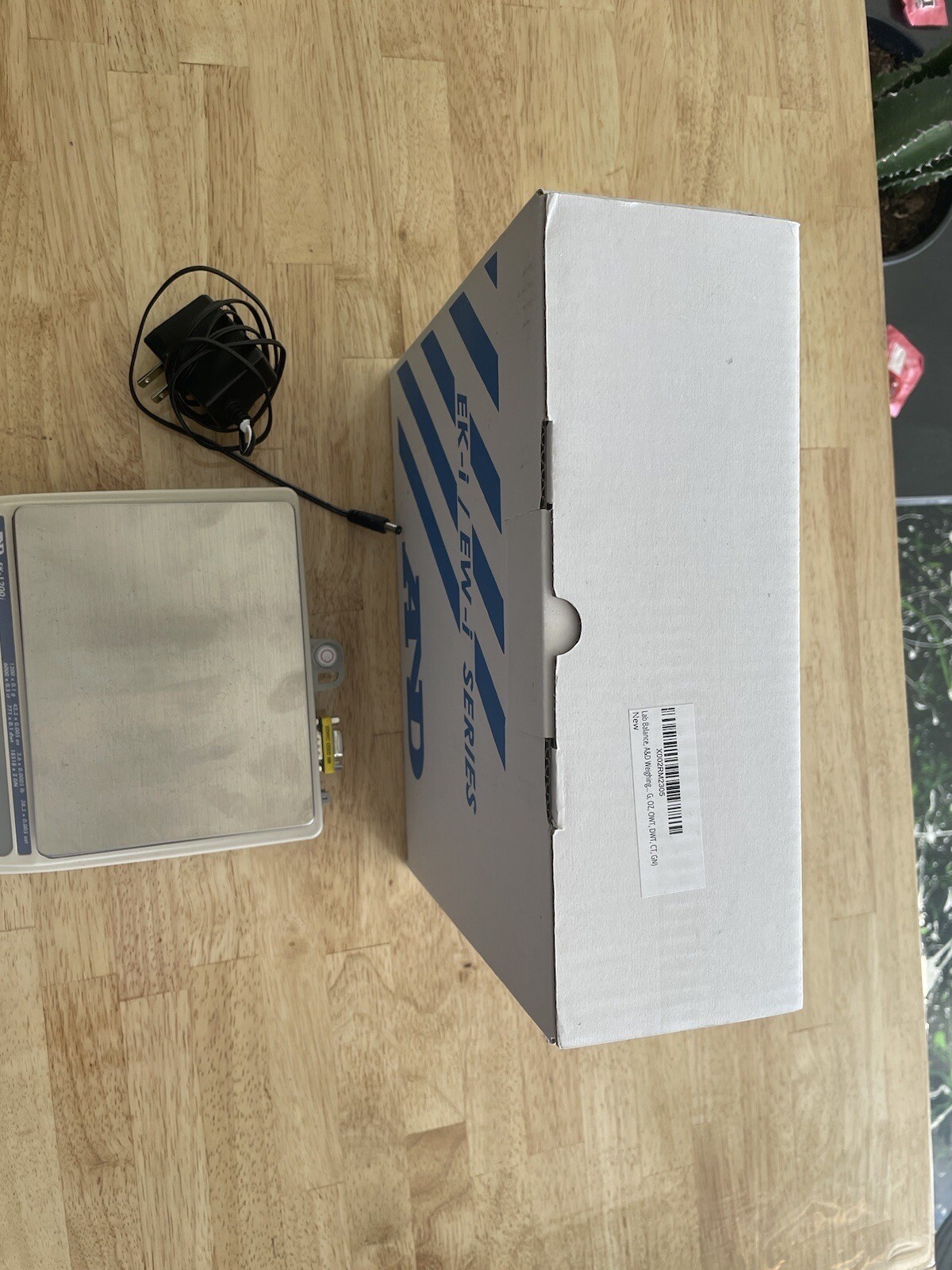  We have 4 A+D EK1200I Analytical Balance Scales that are in fantastic condition