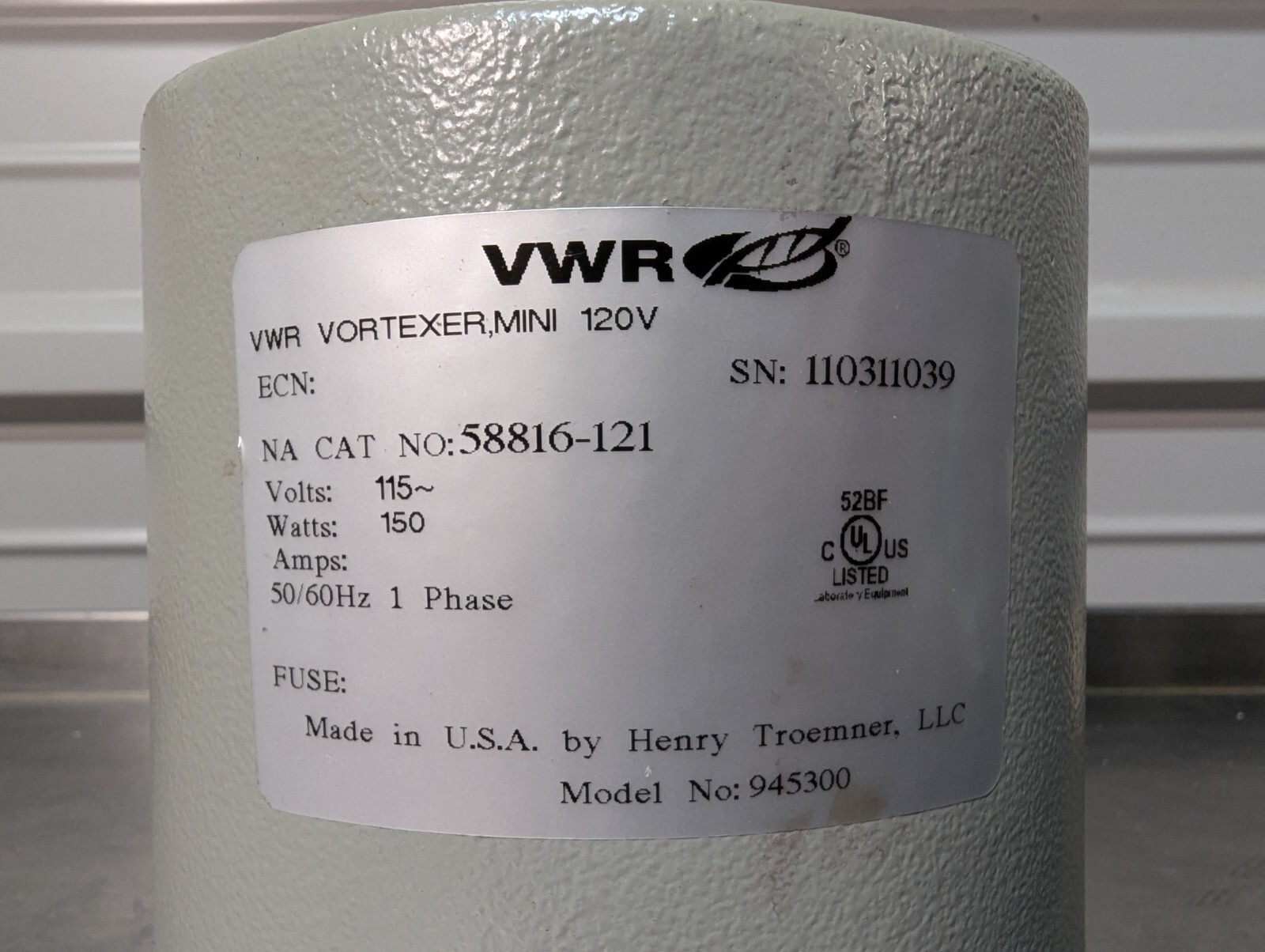 VWR Mini Vortexer Vortex Mixer 58816-121 without Platform / Dial Knob