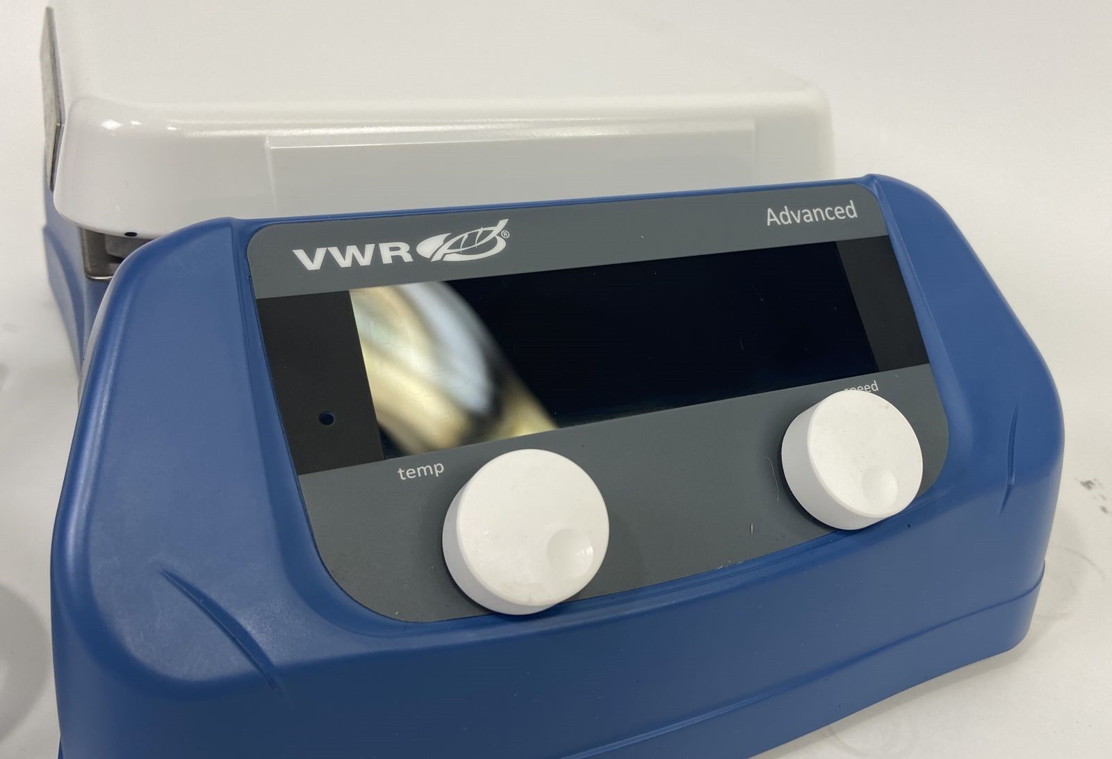 VWR 76447-044 7×7″ Ceramic Lab Hotplate Stirrer 500°C 60-1600 RPM