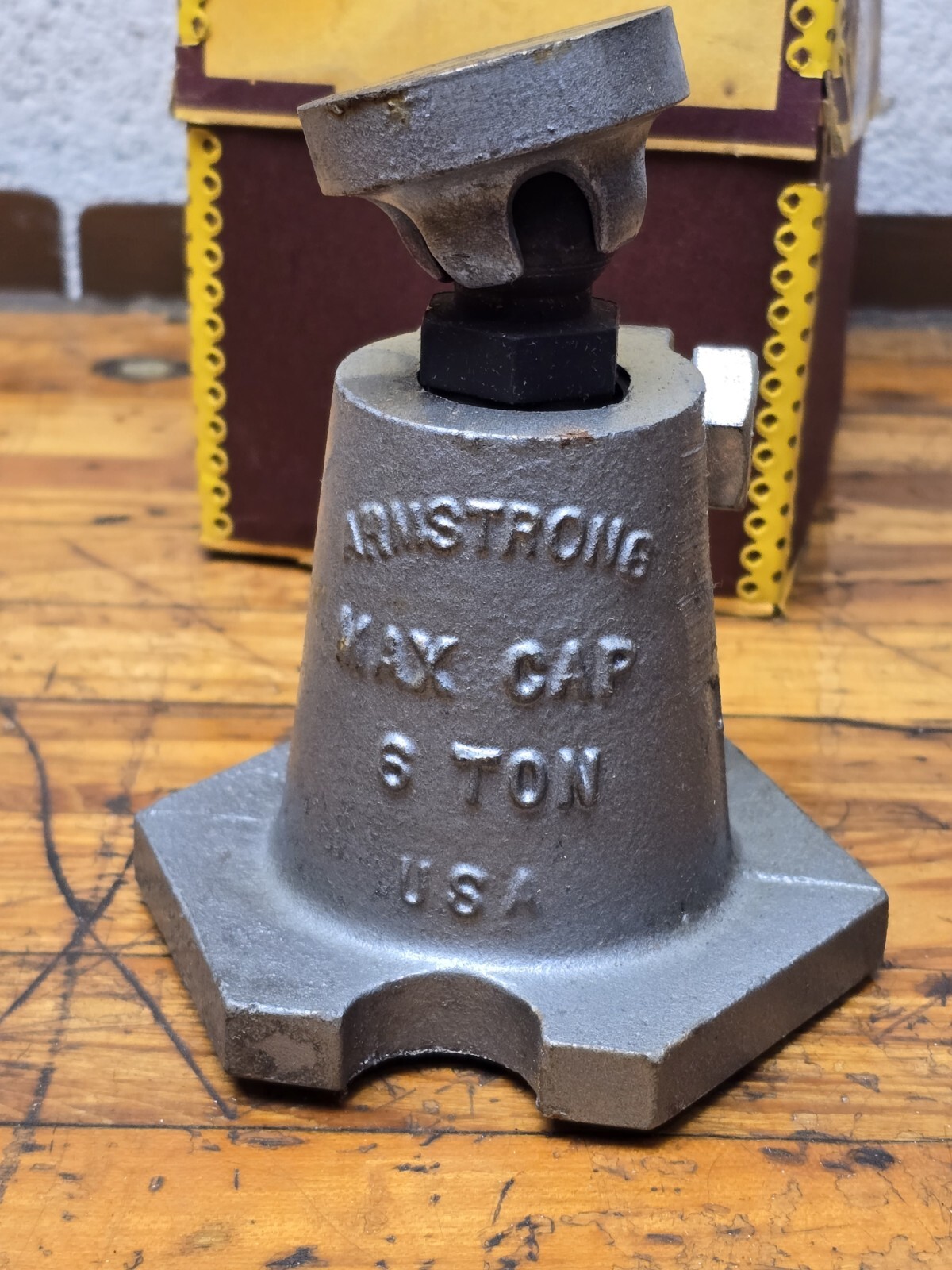 Vintage NOS Armstrong 6 Ton Planer Jack 7-1/2″ Height 79-921 NEW