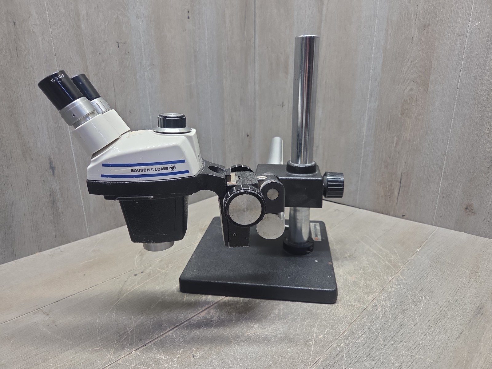 Bausch StereoZoom 1.0x-2.5x Stereo Microscope + Stand