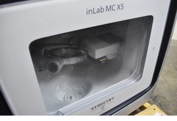 Dentsply Sirona inLab MC X5 Dental Milling Machine for CAD/CAM Dentistry