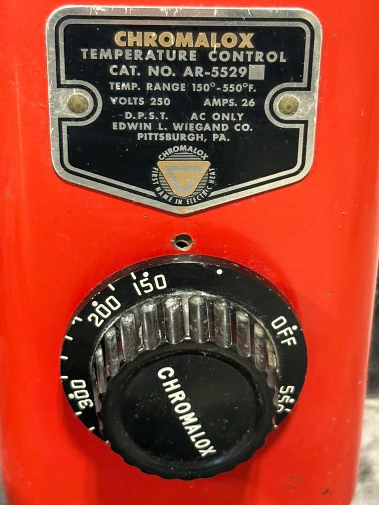 United States Testing Heated Plate w/ Adjustable Stand & Temperature Control