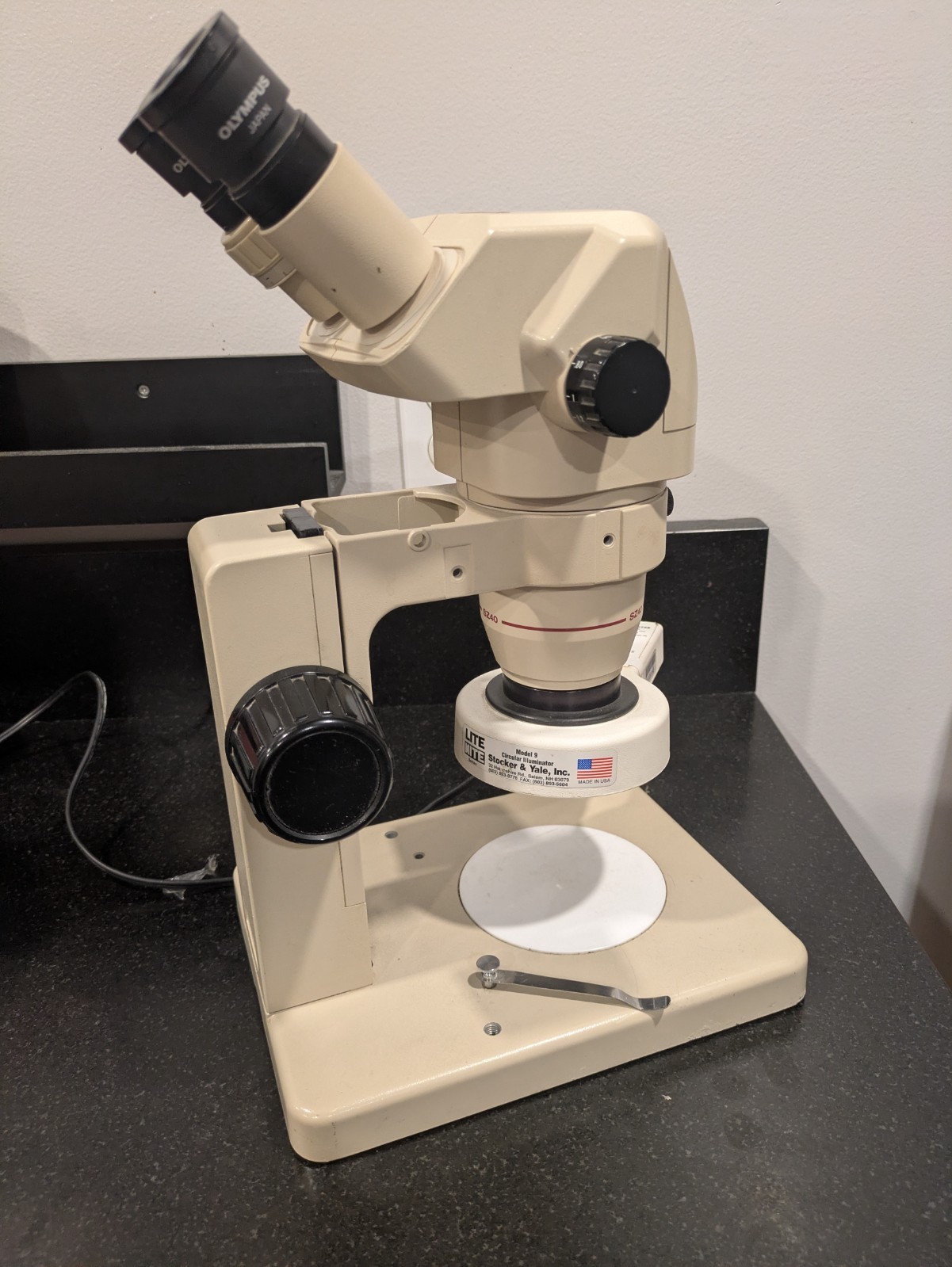Olympus SZ40 Stereo Microscope System with Stand, Stocker & Yale Lite Mite, Nice