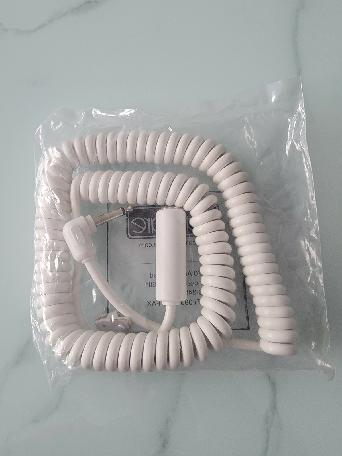 Pushbutton Single Momentary White Coiled Cord 4′ – 14′