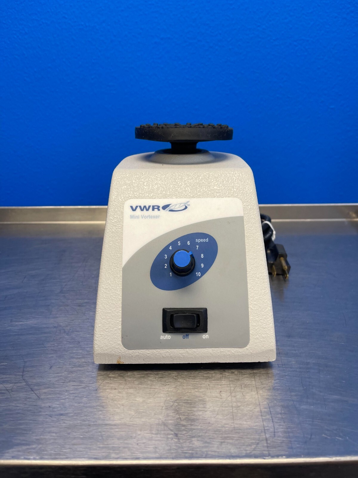 VWR 58816-121 VM-3000 Mini Analog Vortex Mixer 120 VAC 150 W 50/60 Hz 1 Phase