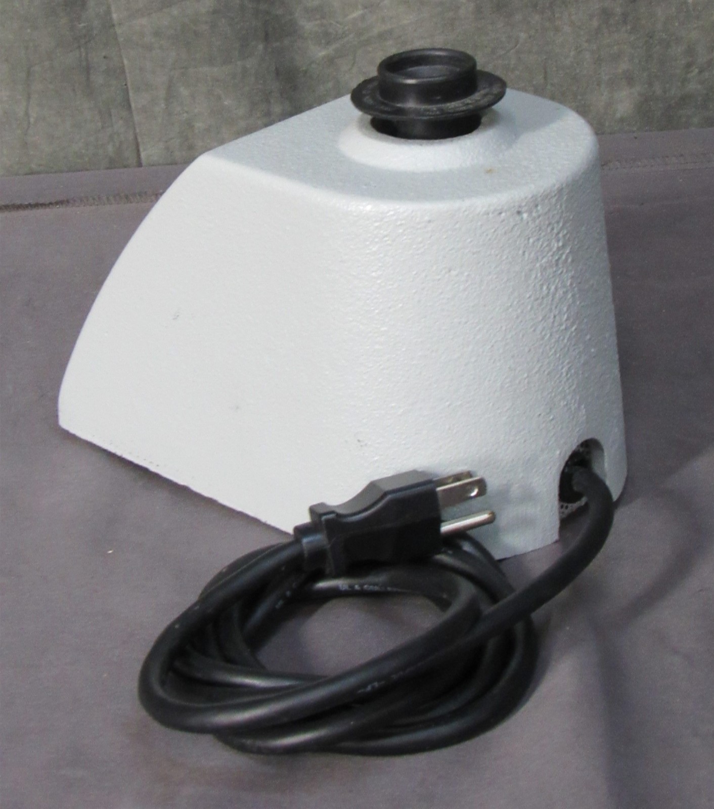 VWR Analog Vortex Tube Touch Mixer