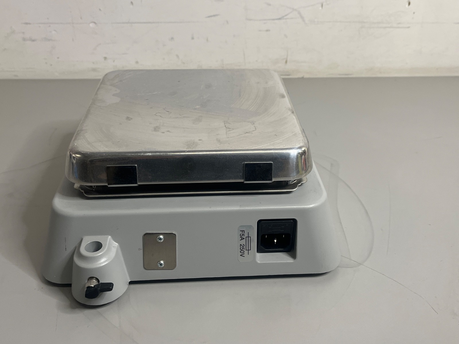 VWR 7×7 Magnetic Stirrer | 60-1600 RPM | Stainless Steel Top 60 – 1600 rpm