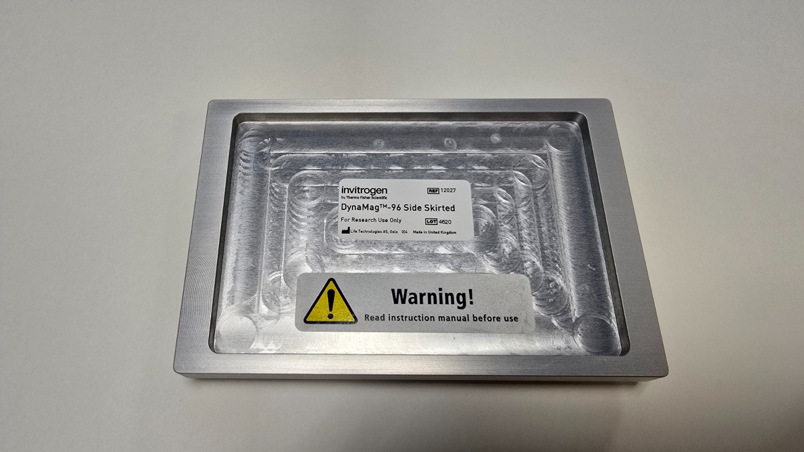 Thermo Fisher Scientific Invitrogen DynaMag-96 Side Skirted Magnet, REF 12027