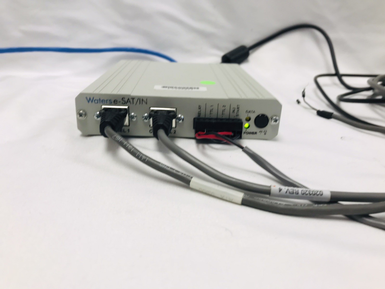 Waters eSAT/In Analog to Digital Interface Box with cables & Power Adapter