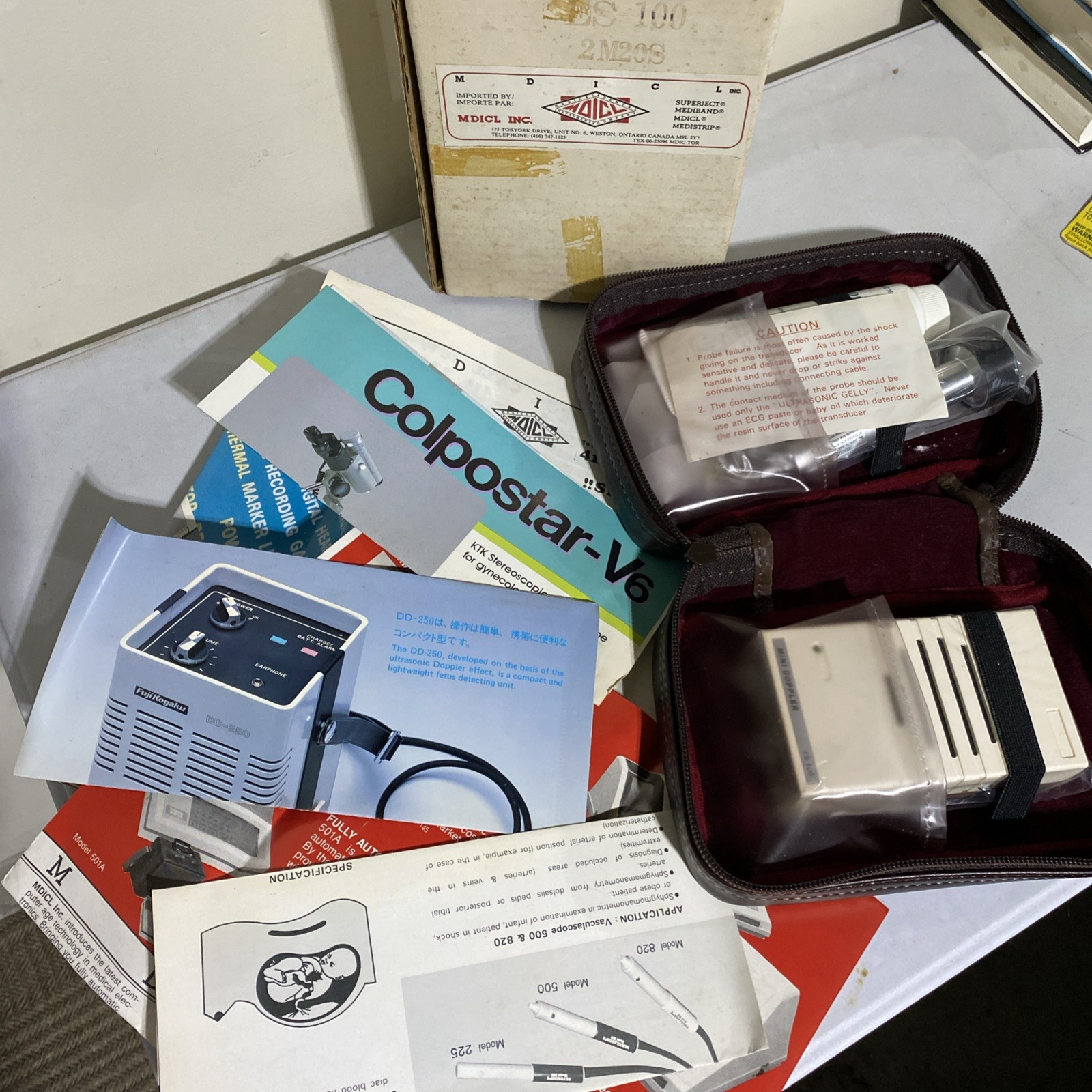 MDICL Mini Doppler ES-100 Handheld Battery Powered 2M20S Probe Never Used Case