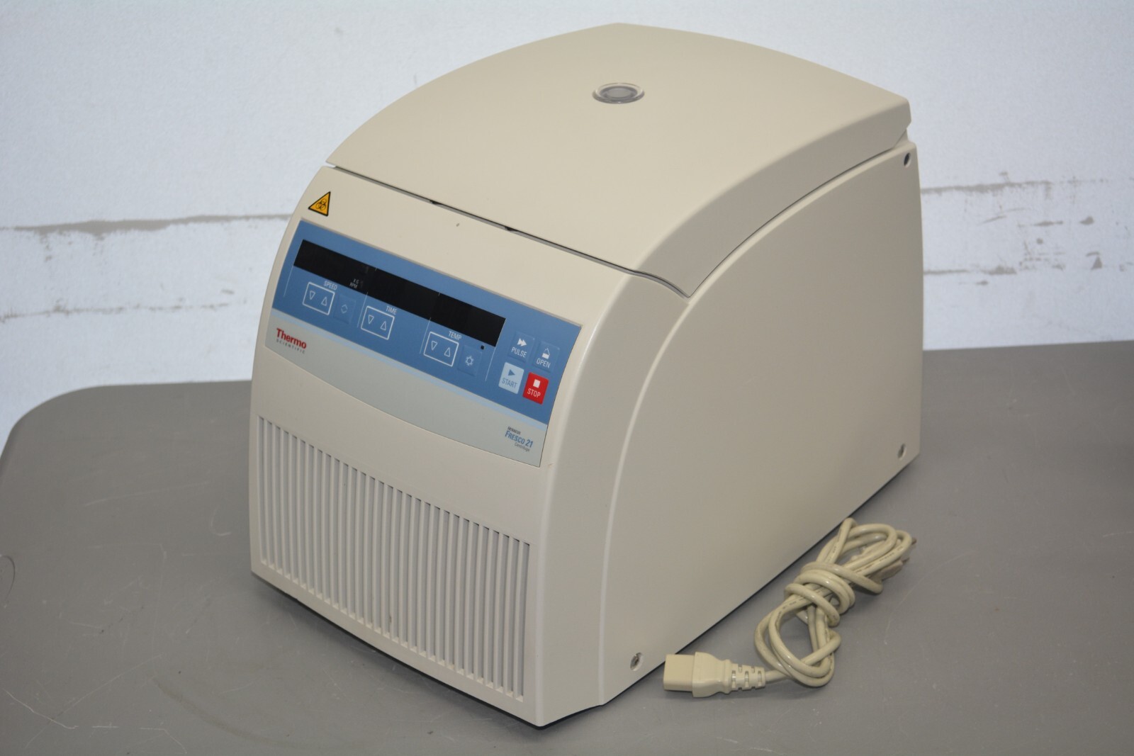 ^ Thermo Scientific Heraeus Fresco 21 Refrigerated Centrifuge W/ Rotor #X907