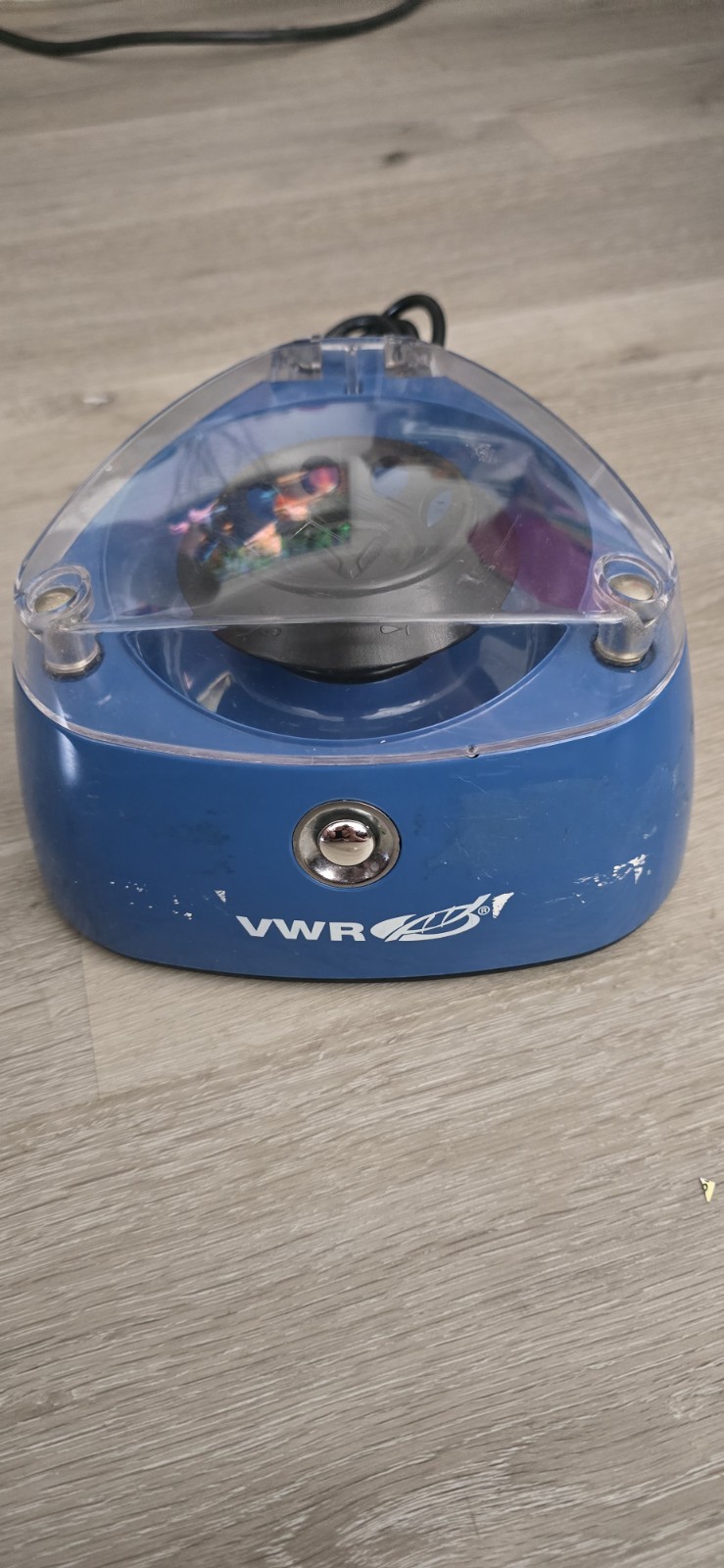 Used VWR Mini Benchtop Centrifuge 8-Place Rotor 100-240V 50/60Hz 1A Tested Read