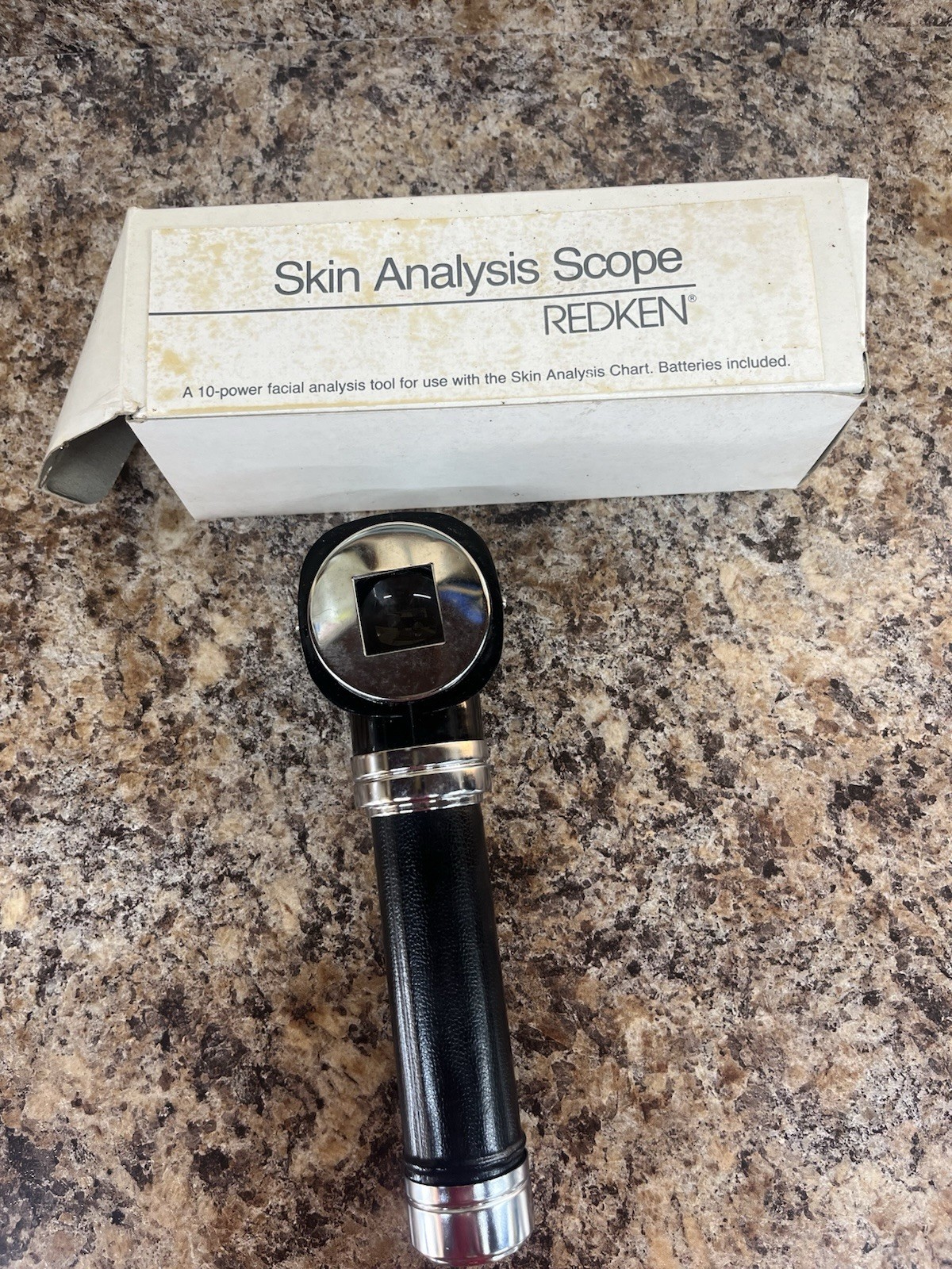 Redken Skin Analysis Scope 10x Magnifier with Box for Cosmetology Dermatology
