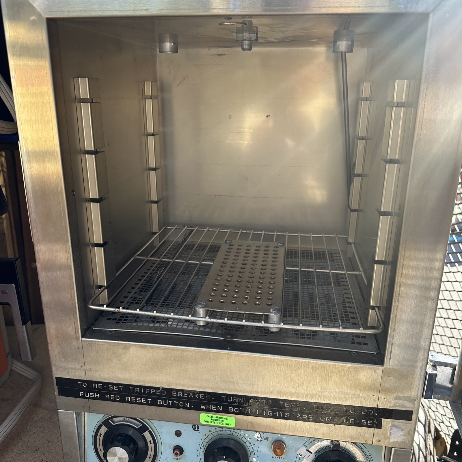 BLUE M OV-12A OVEN INNER DIMENSIONS 12”H X 12”W X 12”D_AS-PICTURED_AS-IS_FCFS!~