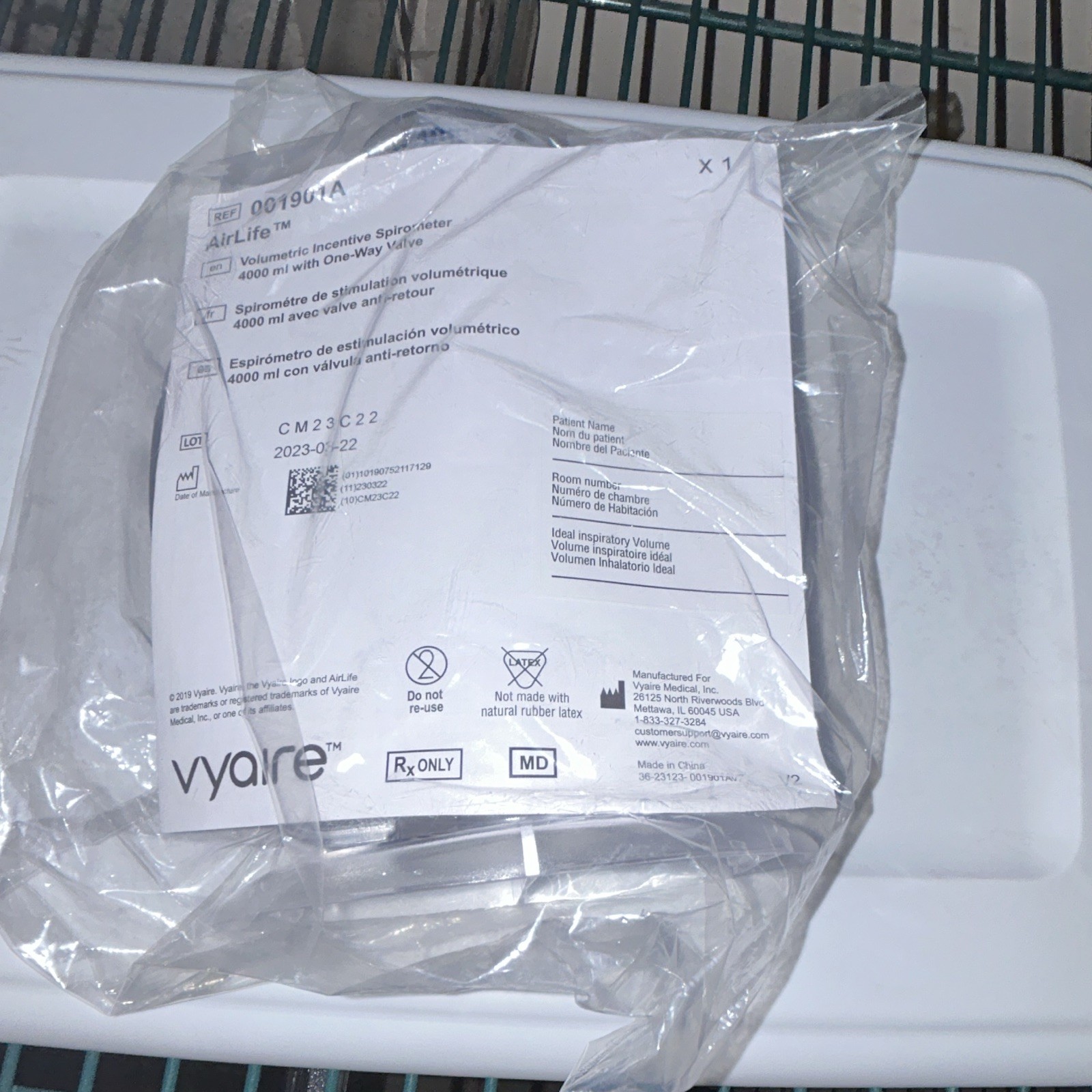 AirLife Handheld Incentive Spirometer 4000 mL One-Way Valve Respiratory 001901A