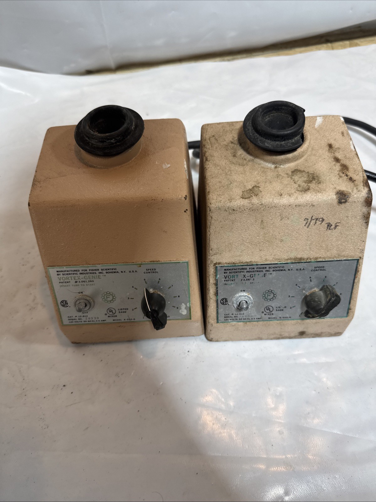 2 VWR Vortexer K-550-G