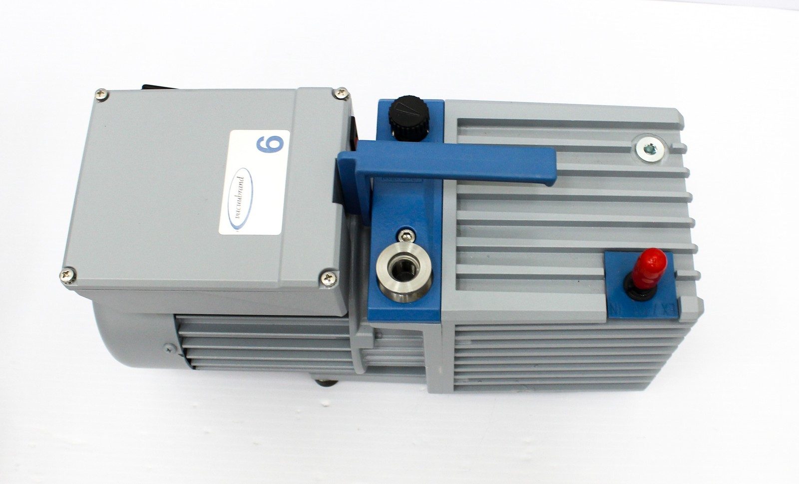 Vacuubrand RE 6W Rotary Vane Vacuum Pump 120/220V 50/60Hz Advanced (3376686)