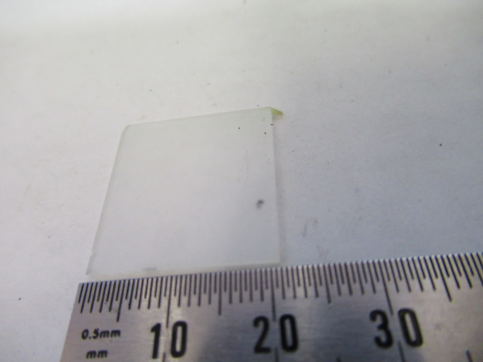 QUARTZ SYNTHETIC AT-CUT PIEZOELECTRIC PLATE AS PICTURED X6-A-148