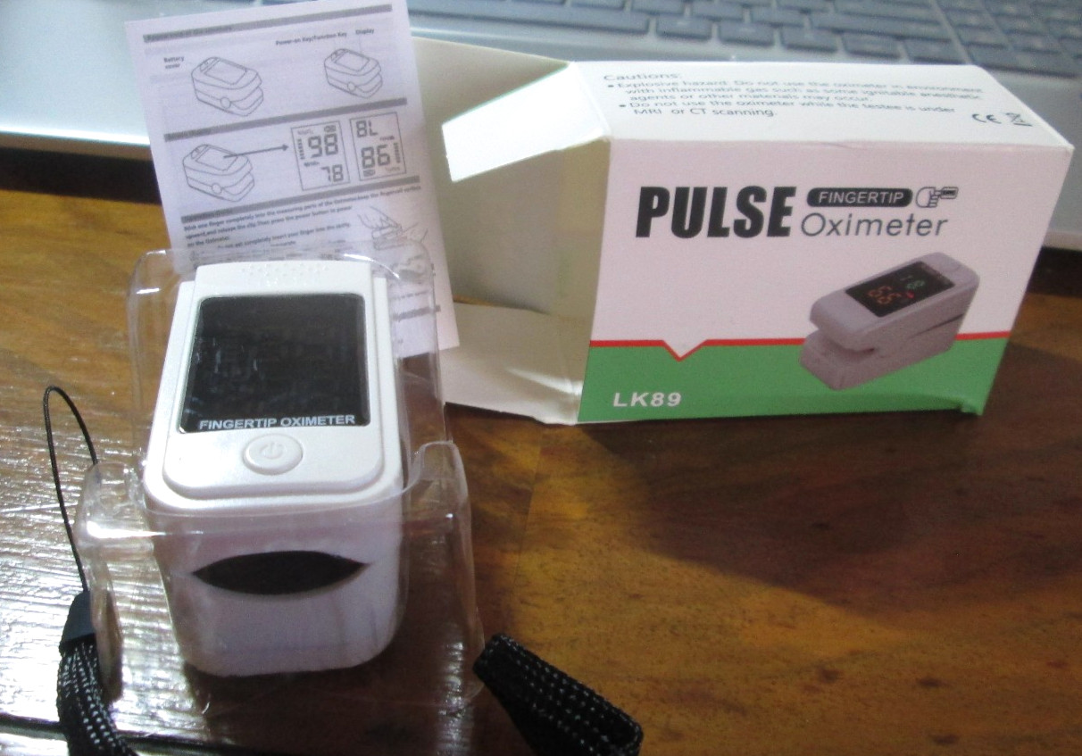 Fingertip Pulse Oximeter LK89