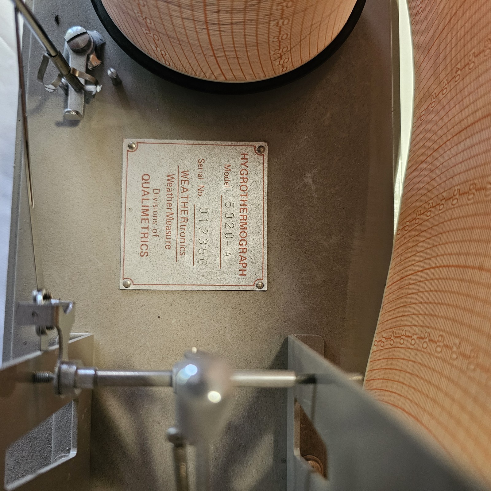 Qualimetrics Weather Measure Hygrothermograph 005020-A Chart Recorder Analog