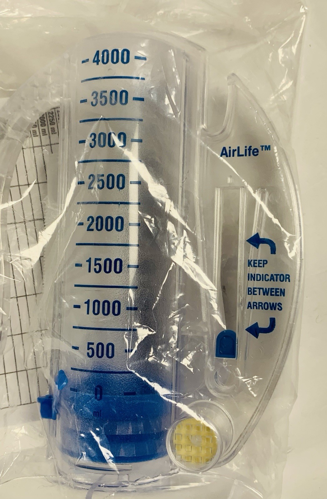 AirLife Volumetric Incentive Spirometer with One-Way Valve 4000 mL 001901A NEW