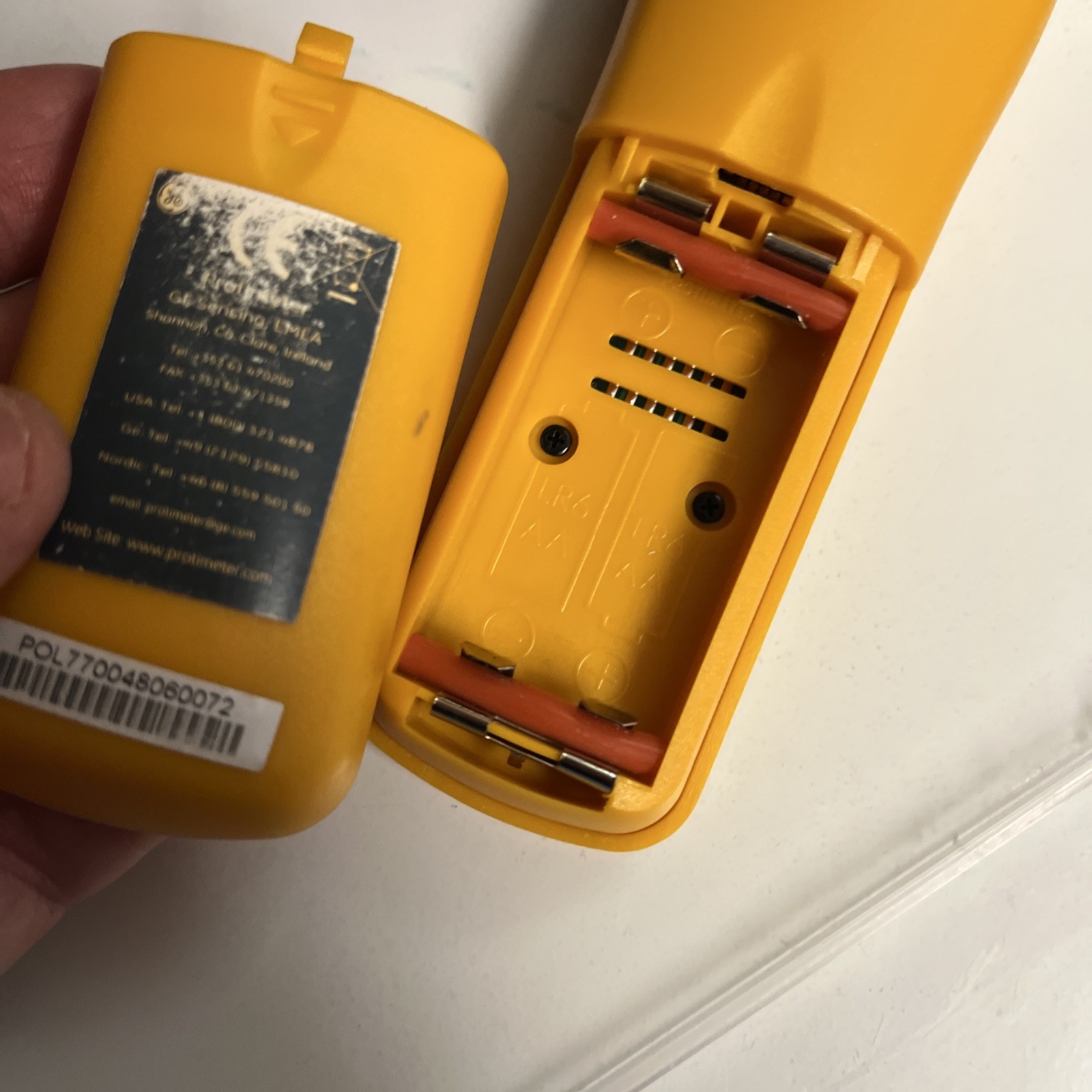 2 HYGROMASTER GE Protimeter Moisture Measurement System Yellow WORKS W/ Case