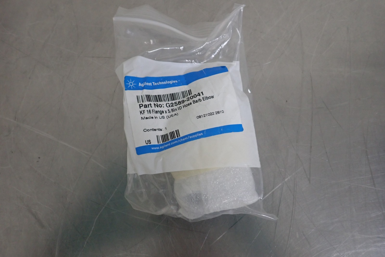 Agilent Technologies G2589-20041 KF 16 Flange x 5/8 in Hose Barb Elbow – NEW