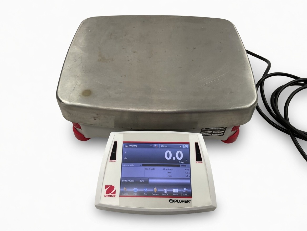 Ohaus EX35001 Explorer Precision Balance Scale 35kg 0.1g AutoCal Lab Top