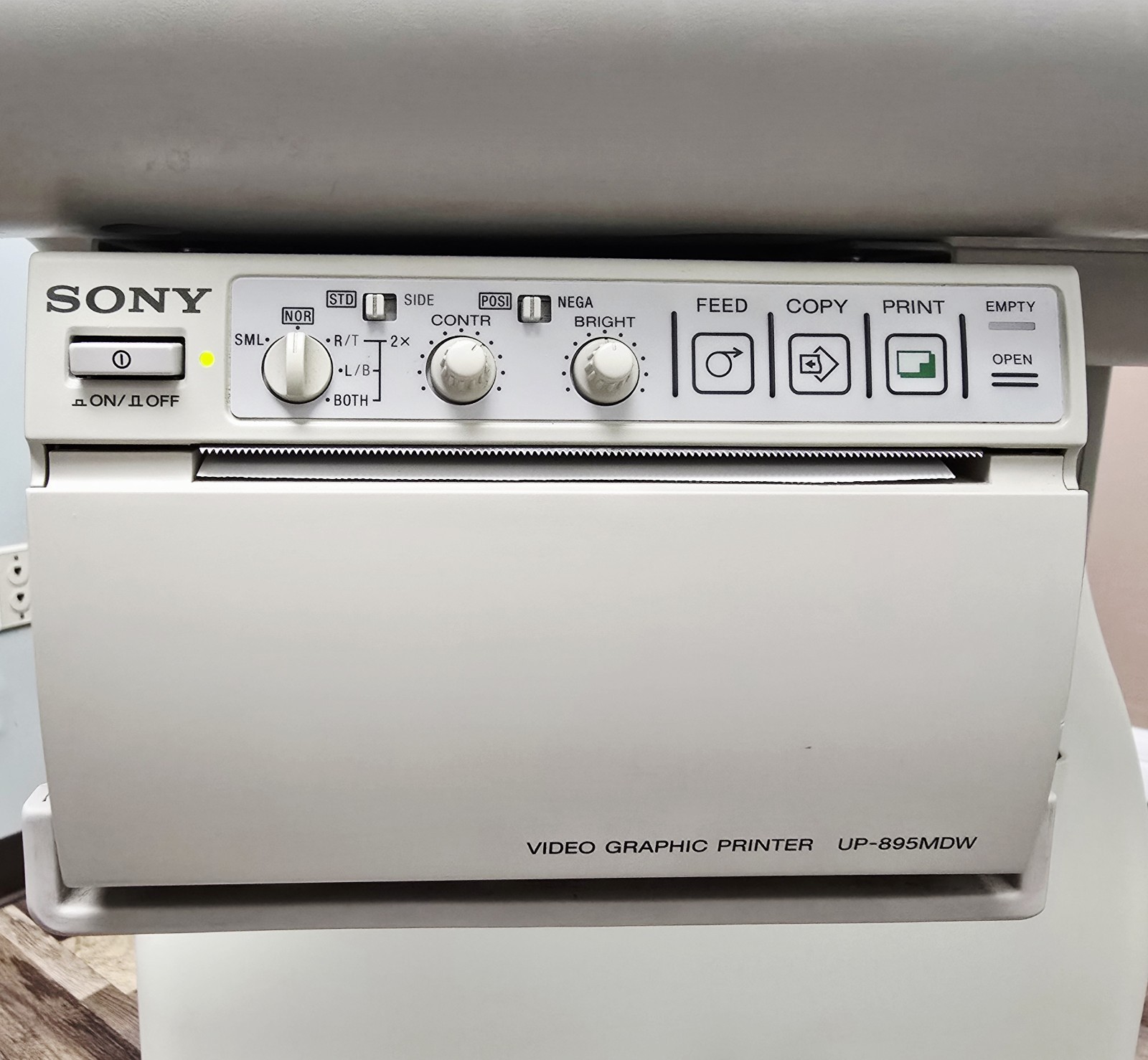 GE Logiq 5 Pro with Probe and Printer Ultrasound System Tested Working