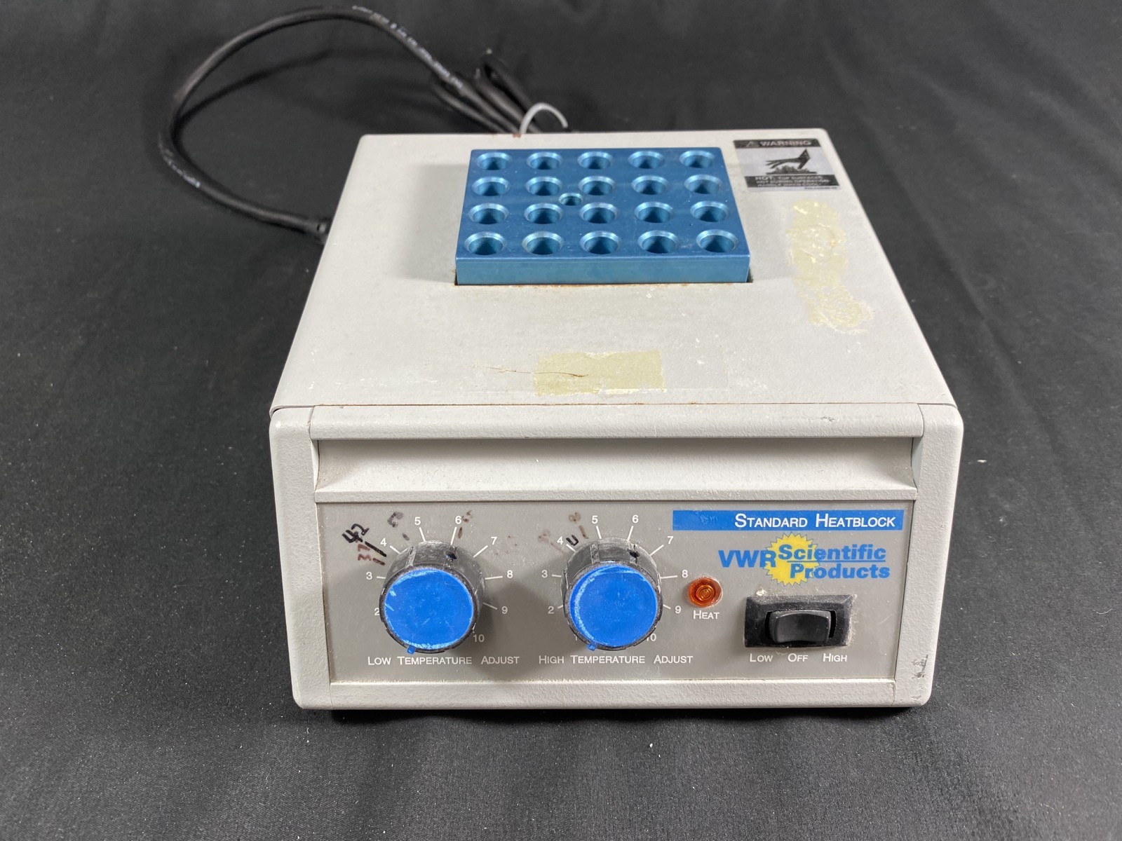 VWR 120V 100W 50/60Hz Standard Heatblock With 20 Hole Block Cat. No. 13259-030