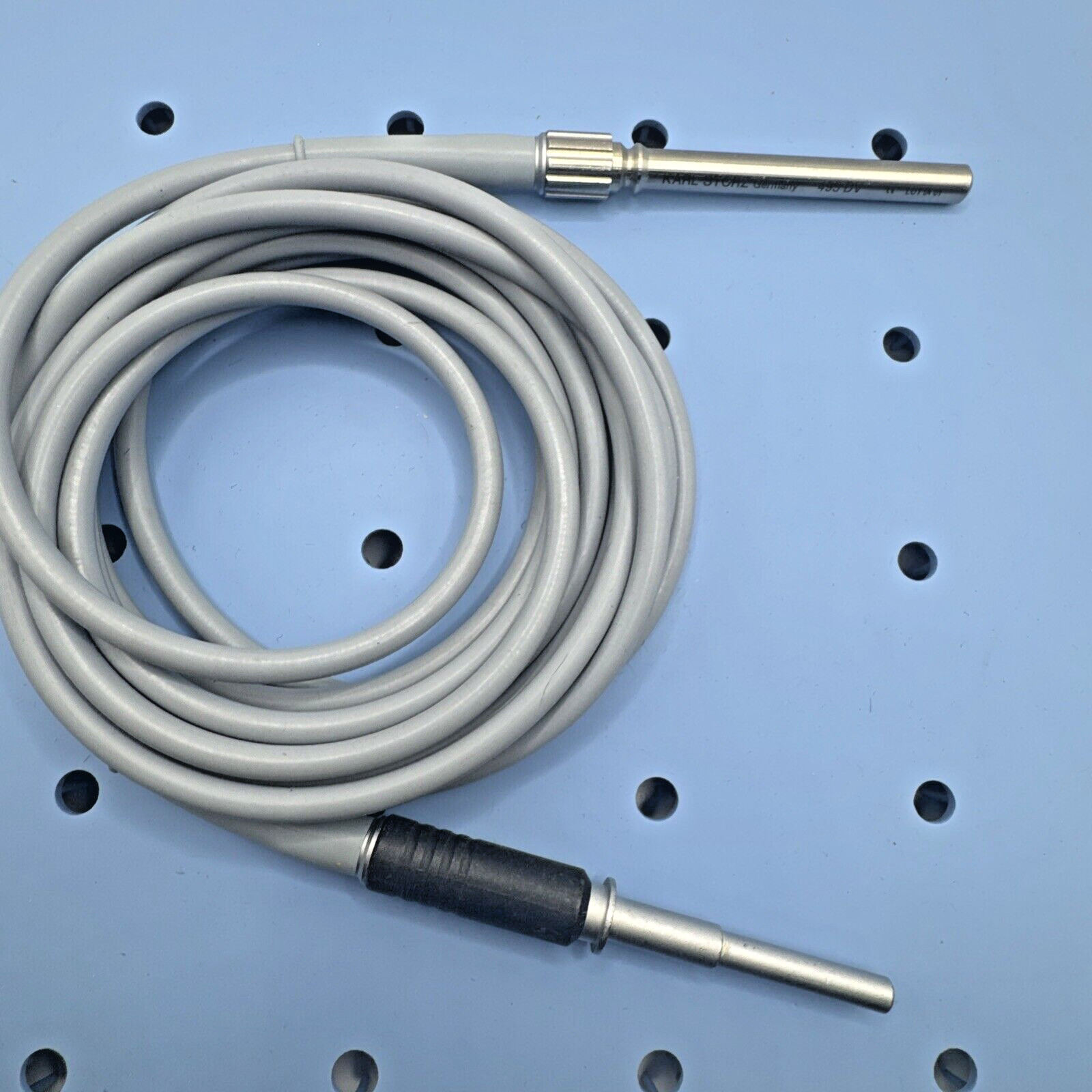 Karl STORZ 495DV Fiberoptic Light Cable 2.5mm x 320cm for Use With DCI Camera