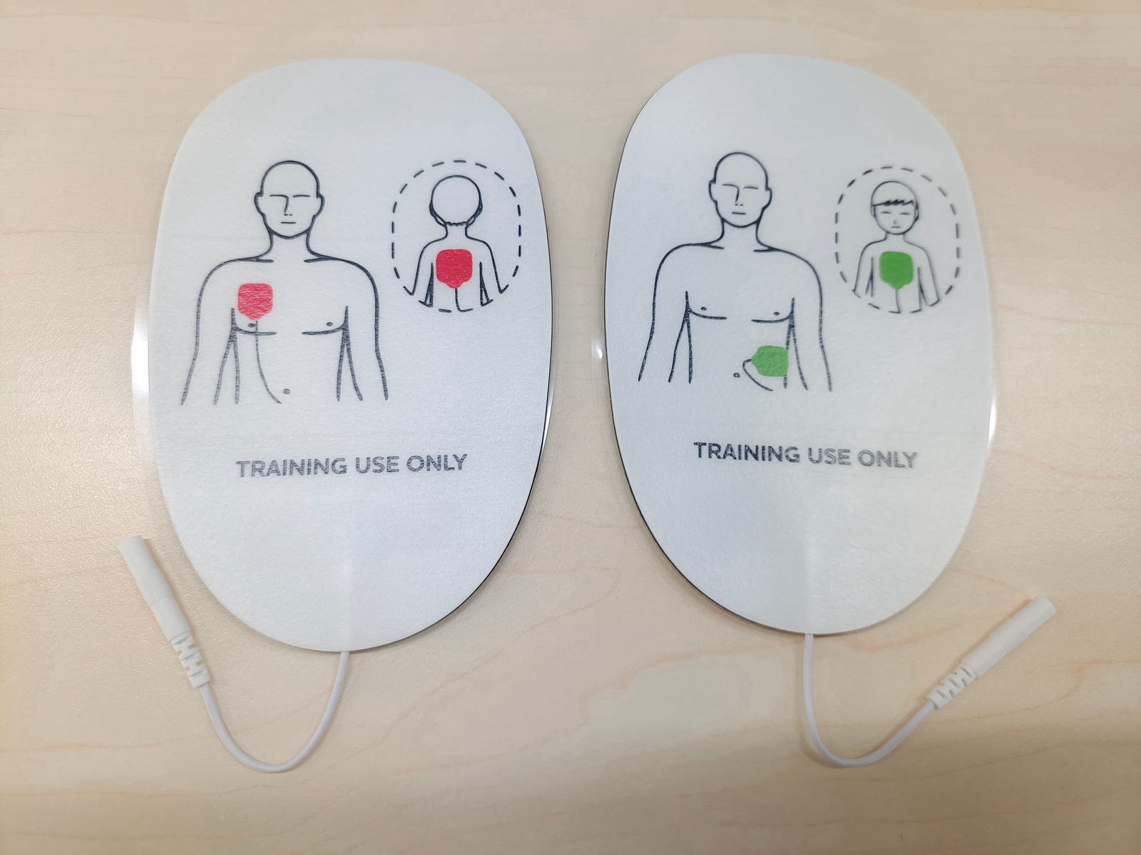 4Set Mini AED Trainer XFT-D0009 First Aid Training Teaching Pocket Study Machine