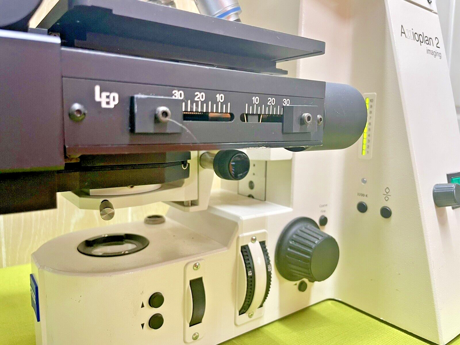 Carl Zeiss, Model Axioplan 2 Microscope, Hal 100 and a MAC5000 Control