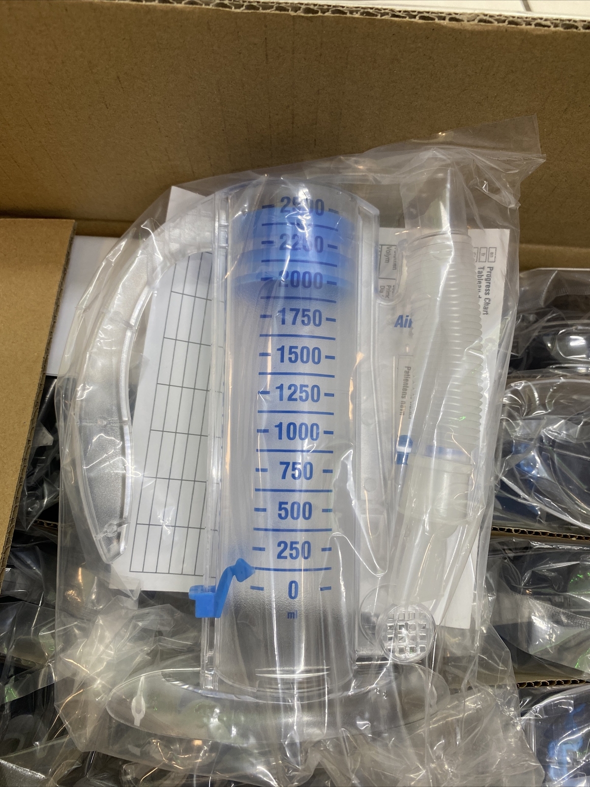 Box Of 12 CareFusion 001901A AirLife Volumetric Incentive Spirometer, 2500 mL