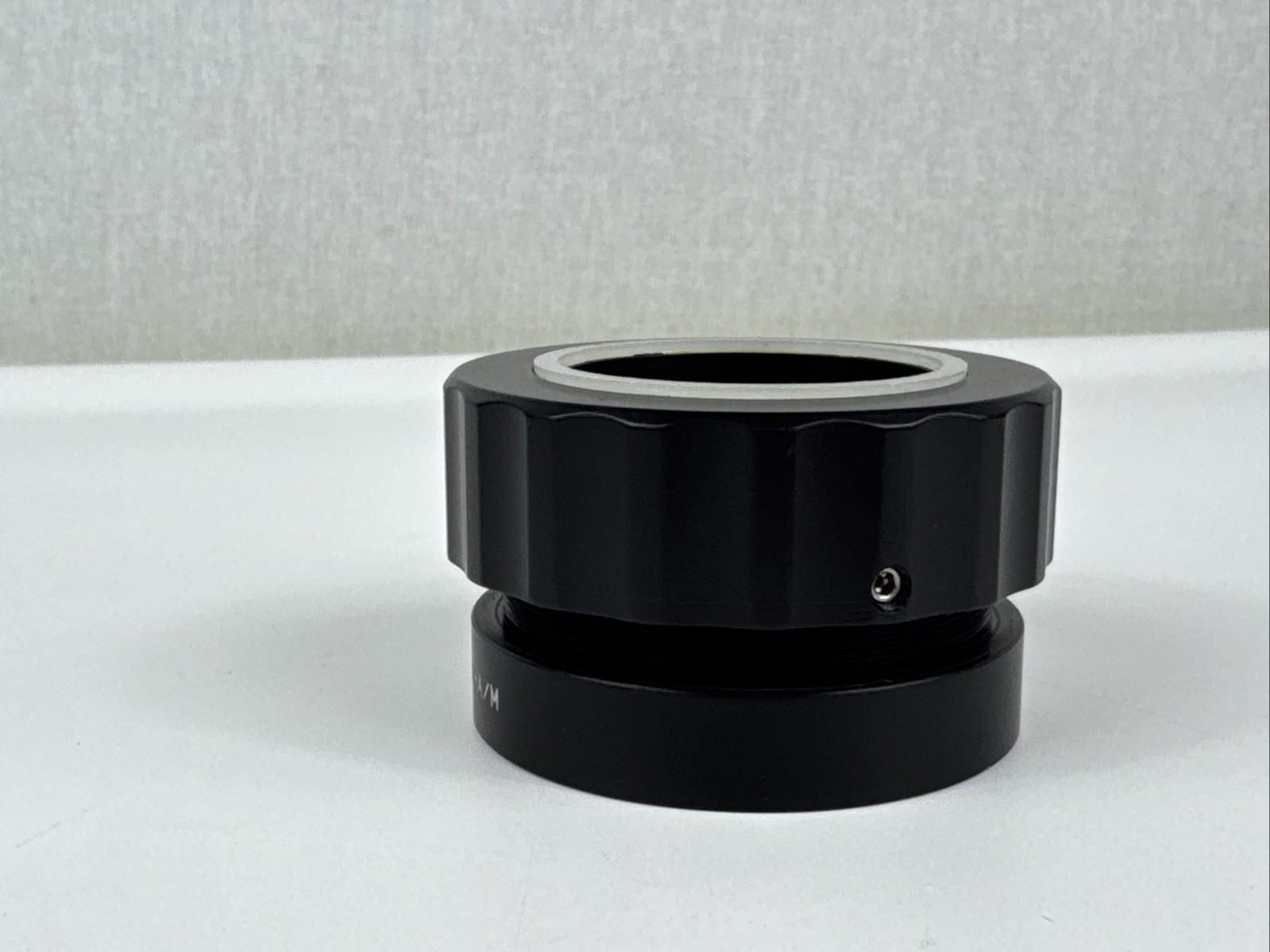 Thorlabs Adjustable Height Collar for Ø1.5″ Posts, M6 x 1.0 Locking Screw