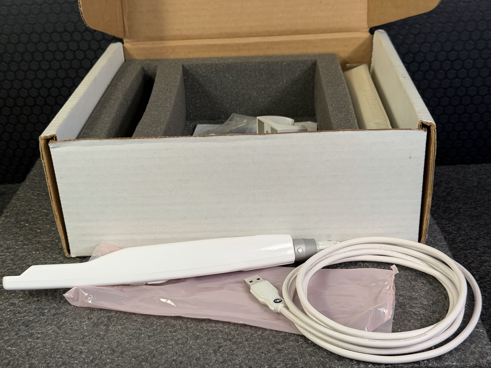 Sota Imaging Model Claris i4D Dental Intraoral Camera USB 2.0 w/ Accessories