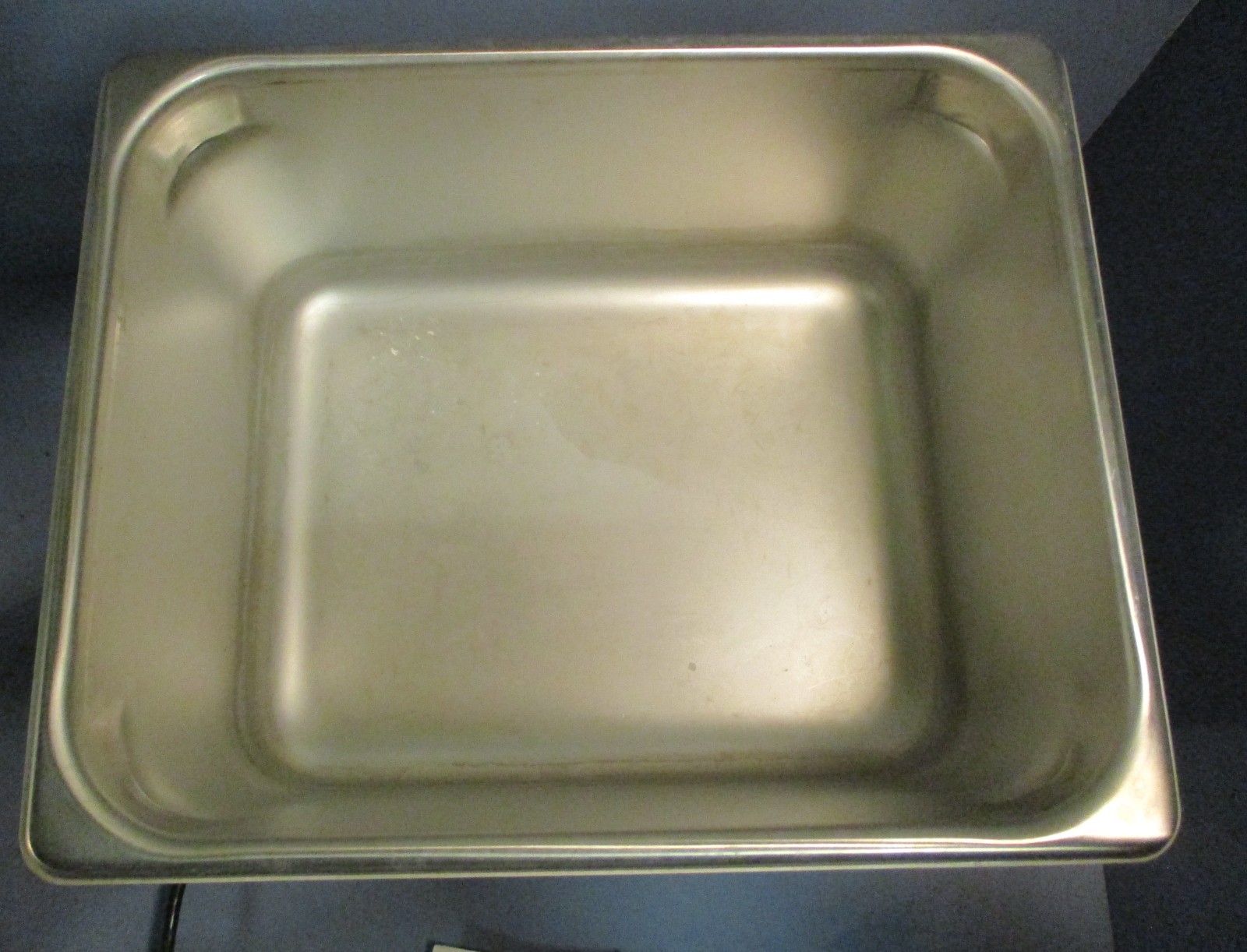 VWR Scientific 250HT Ultrasonic Cleaner w/ Lid and Manual 2.5Gal 120V 6A 50/60Hz