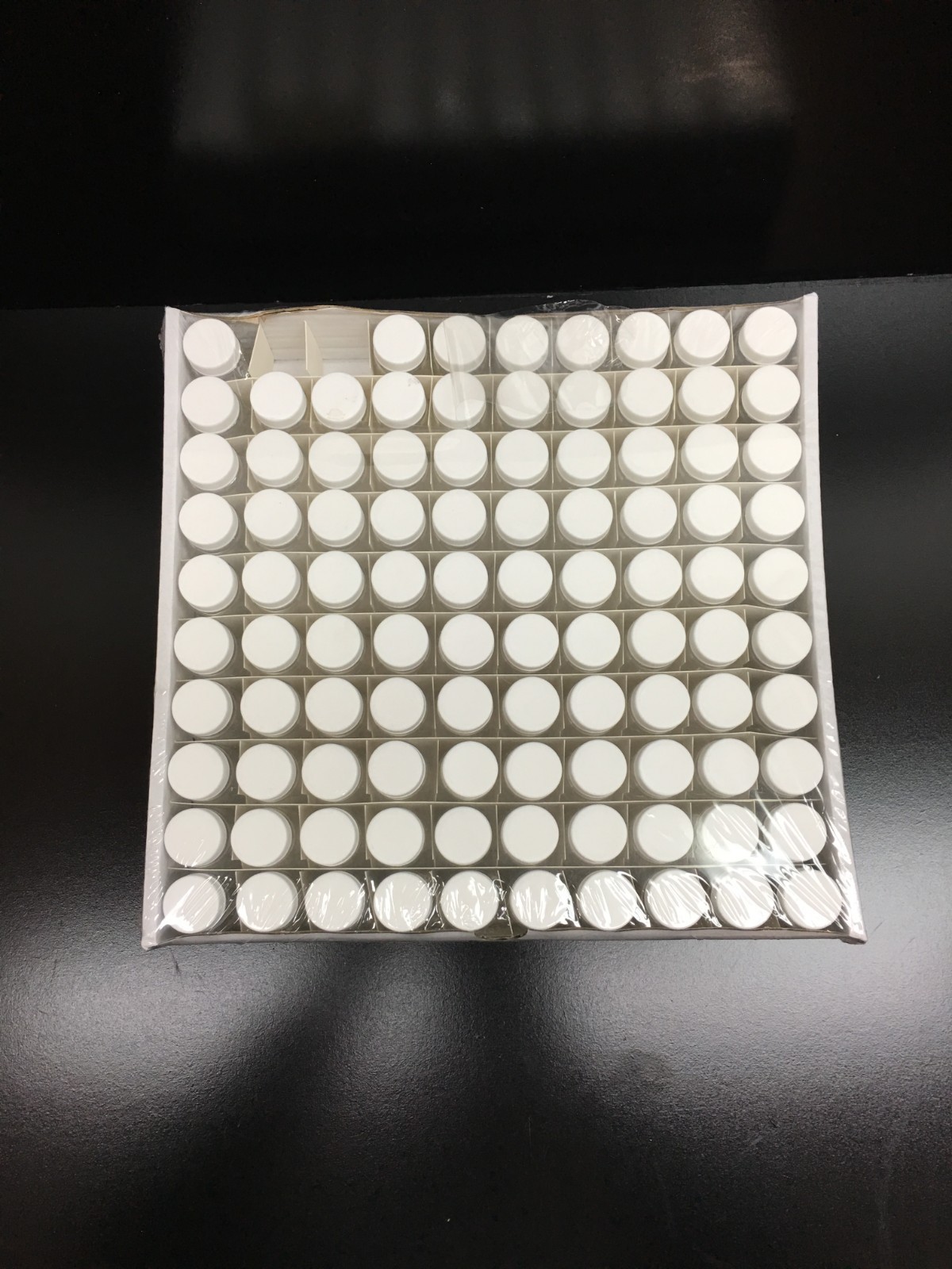VWR Cat No 66022-060 Disposable Scintiliation Vials 20 mL 98 PCS