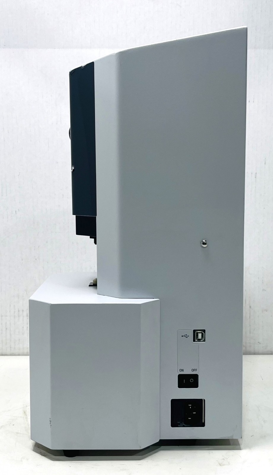 Shimadzu Biotech Spectrophotometer 100-240V 50-60 Hz 40V Power Tested