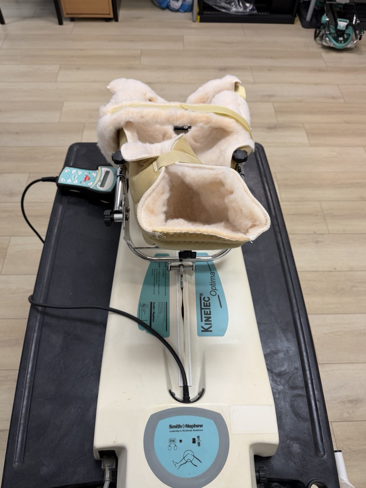 Kinetec Optima CPM Knee Continuous Passive Motion Machine