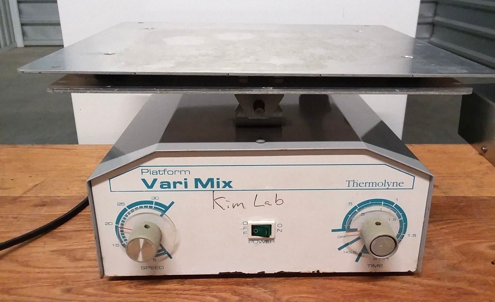 Barnstead Thermolyne M79735 Vari Mix Platform Rocker Mixer Shaker 120V 12W