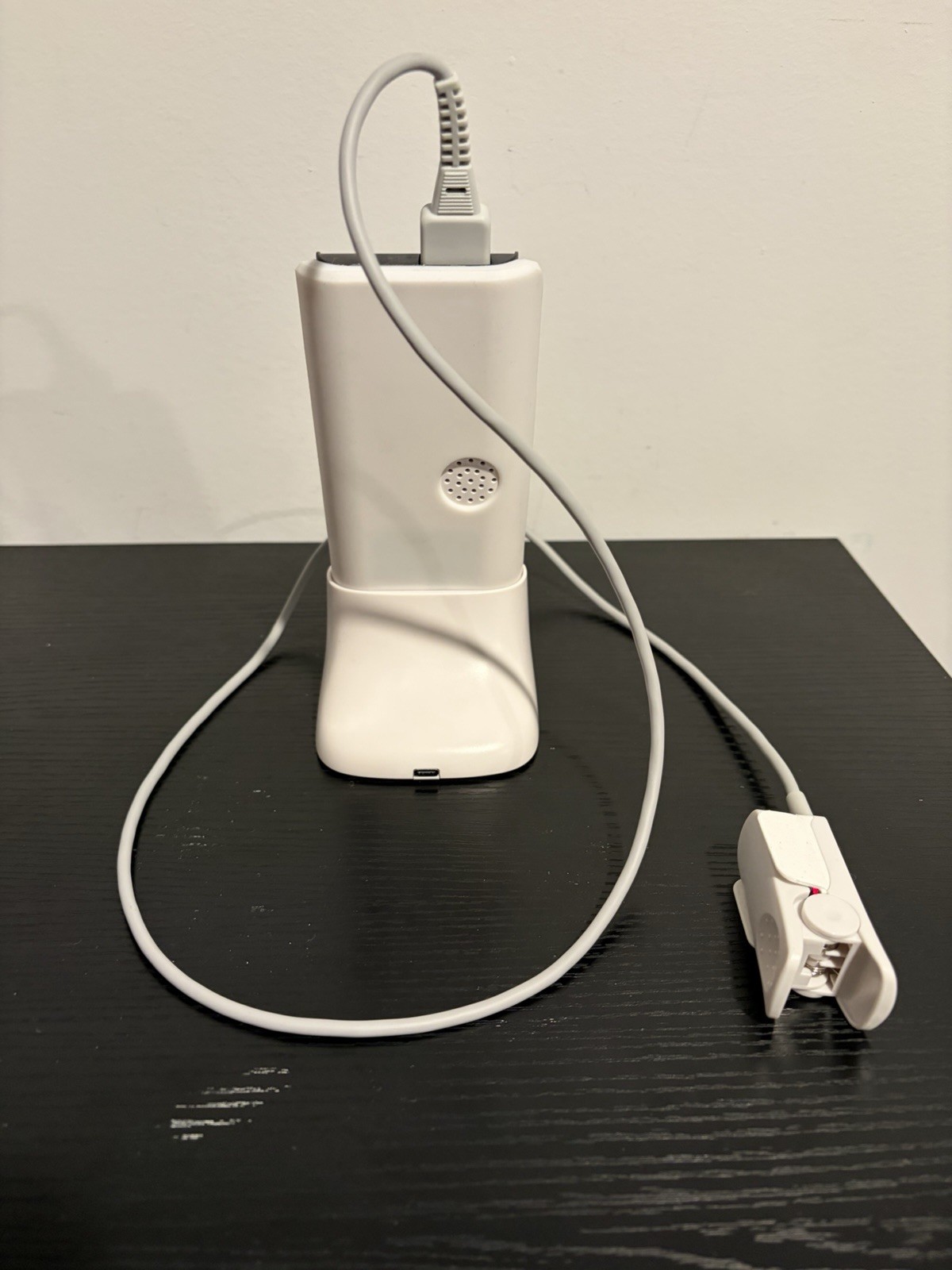 Handheld Pulse Oximeter w/ Adult Finger Probe Sensor & Docking Stand