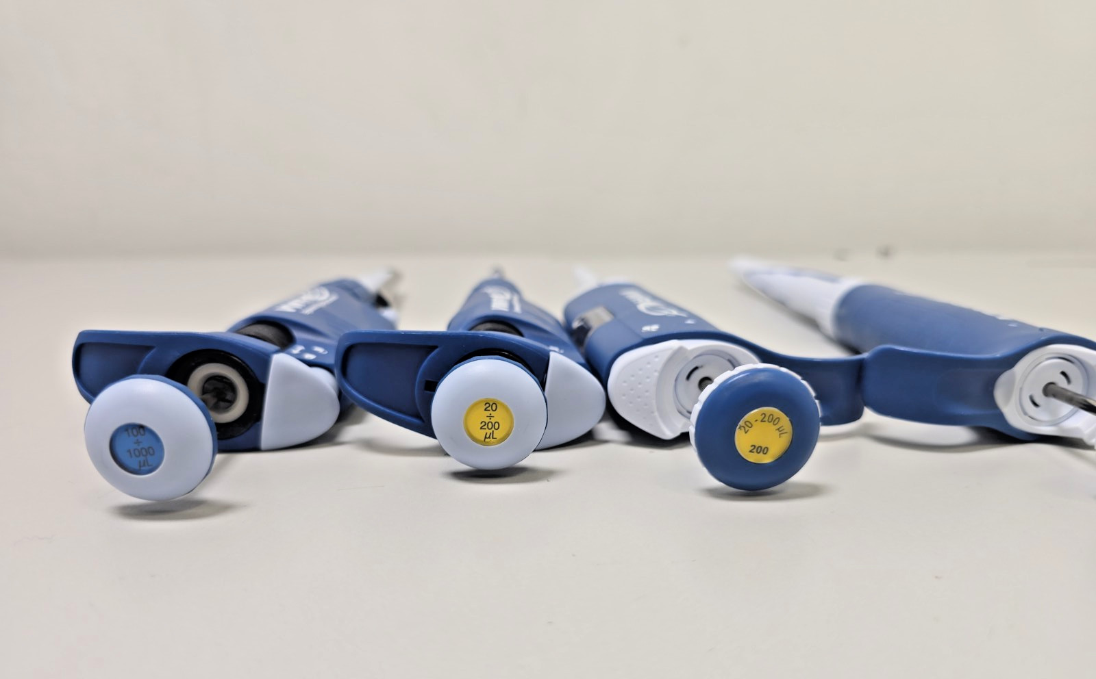 VWR Single Channel Pipettes with Stand