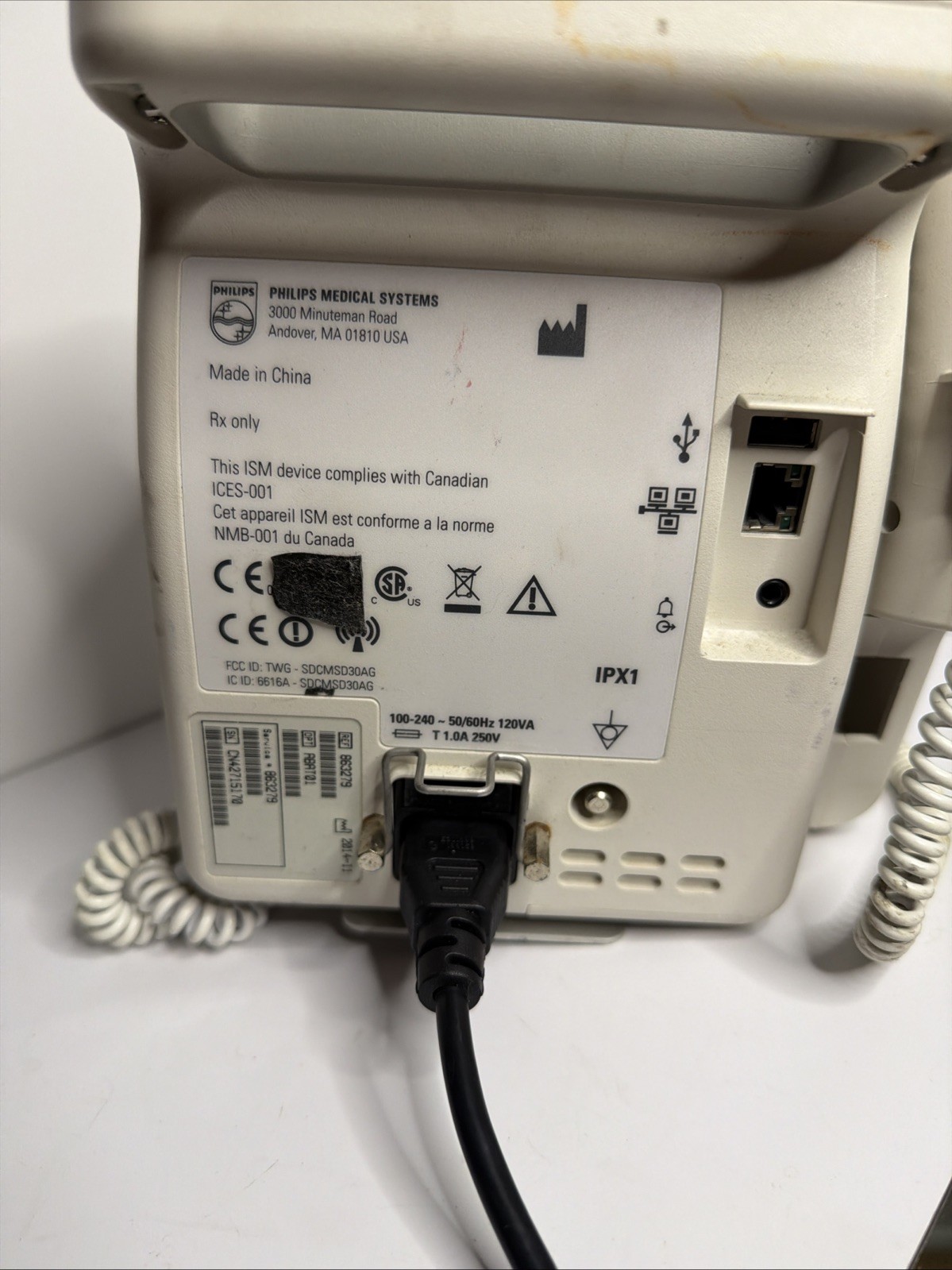 lot x 2 Philips SureSigns VS2+ Patient Vital Signs Monitors – with power cables
