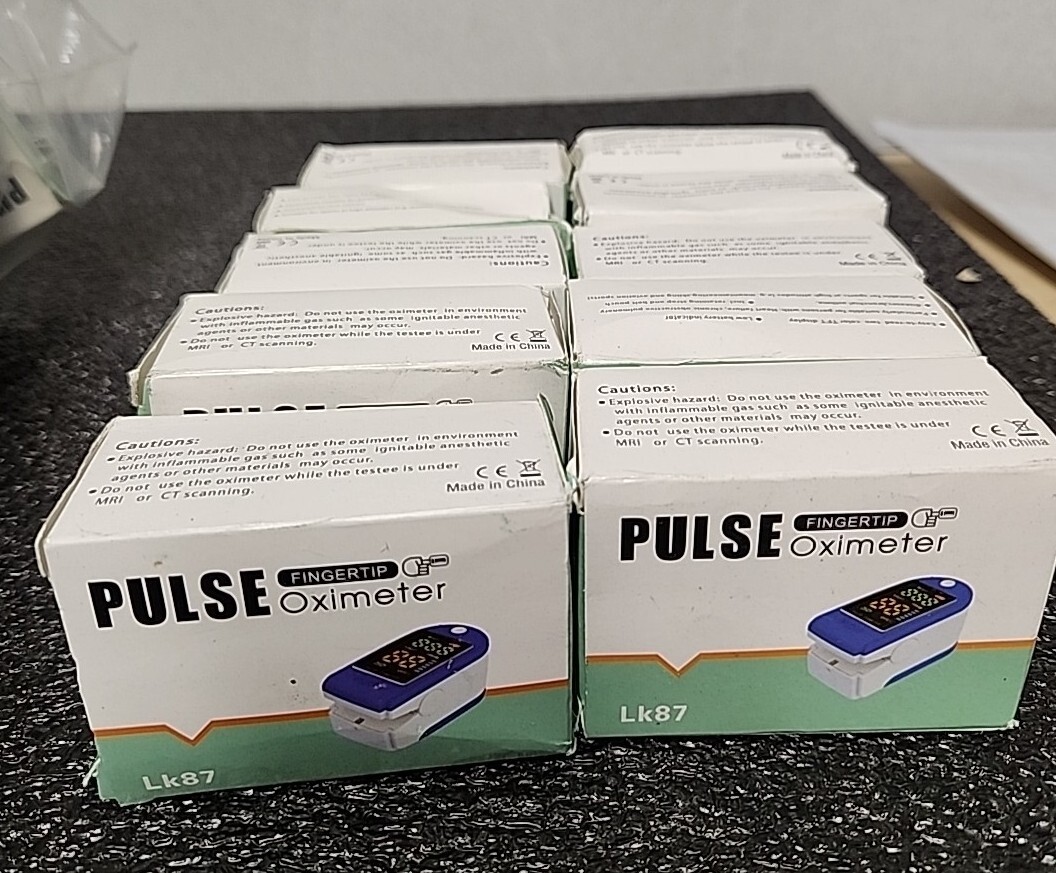 Fingertip Pulse Oximeter LK87 New In Box Lot Of 18 (D)