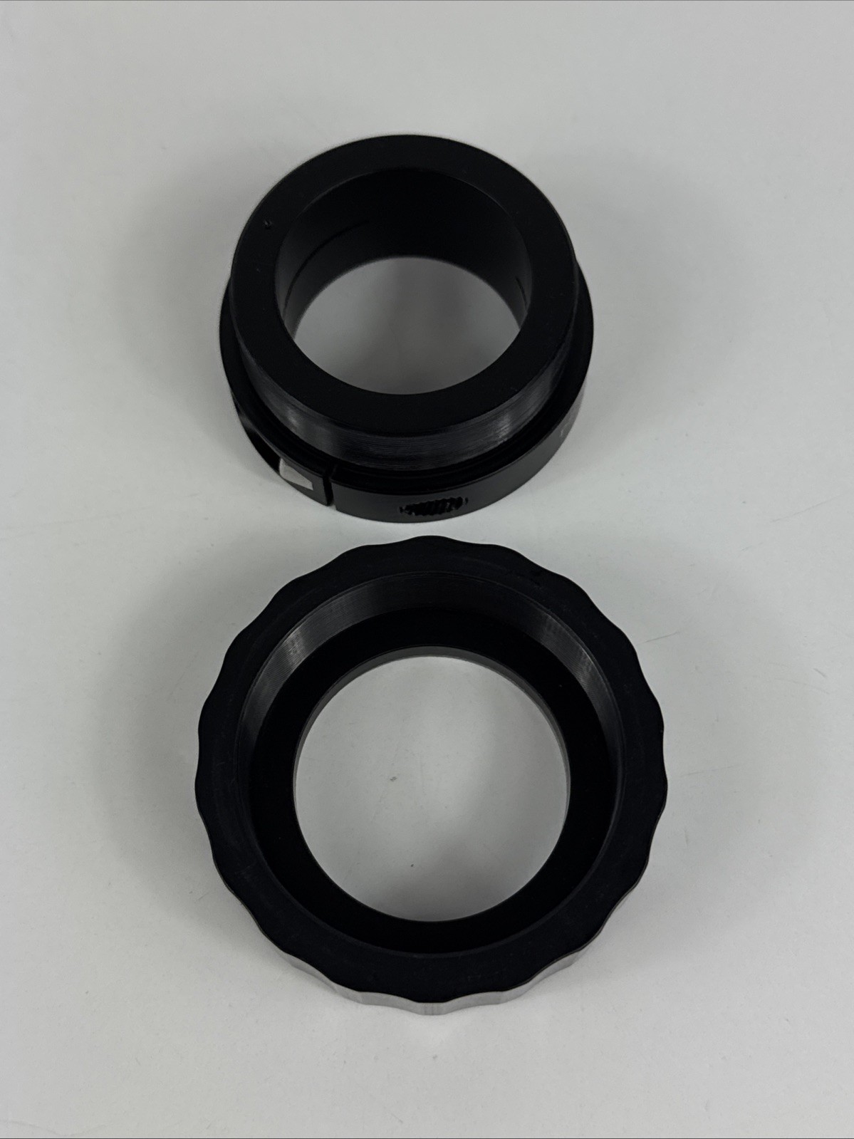 Thorlabs Adjustable Height Collar for Ø1.5″ Posts, M6 x 1.0 Locking Screw