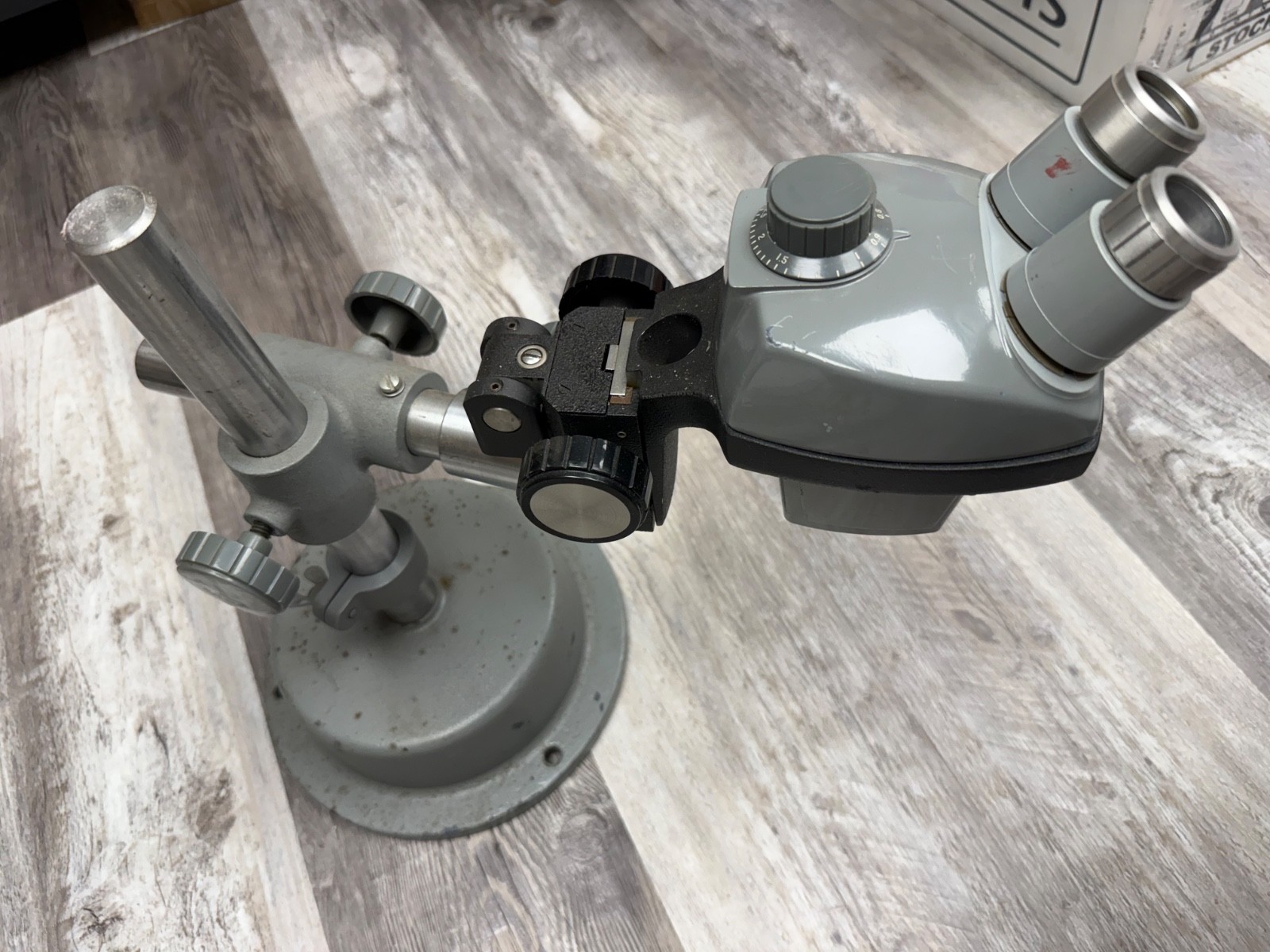 Bausch & Lomb StereoZoom Microscope w/Adjustable Boom Stand