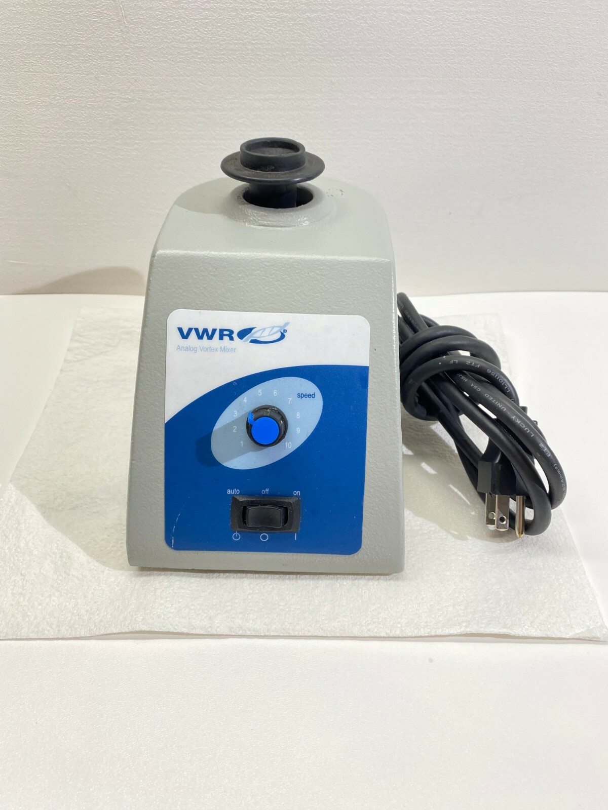 VWR Mini Vortexer 58816-121 Model 945300 VM-3000 Flat Top With Warranty